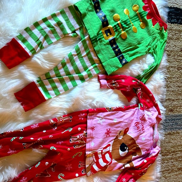 Other - 2T pajama Christmas set. Girls. Bundle